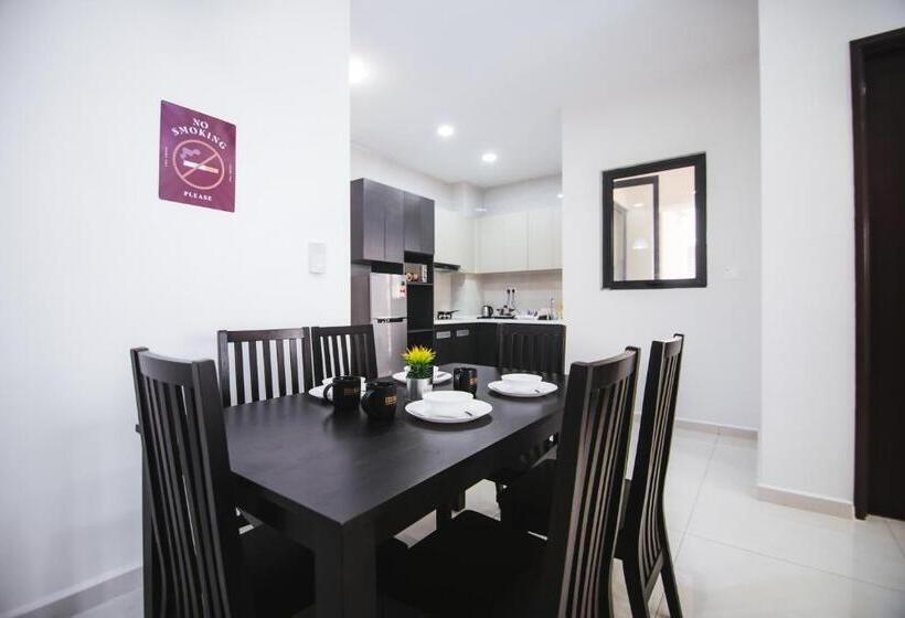 Апартаменты 2 Спальни, Country Garden Danga Bay @ Uha