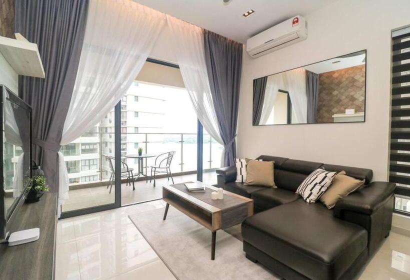 Семейный Номер, Country Garden Danga Bay @ Uha