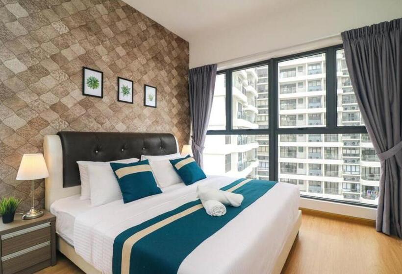 Family Suite, Country Garden Danga Bay @ Uha