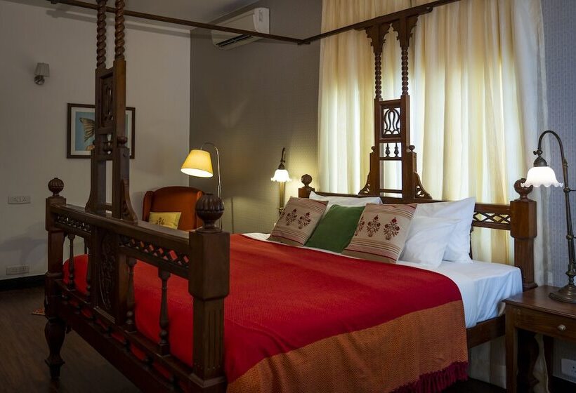 Люкс, Ikhaya Artisanal Boutique House
