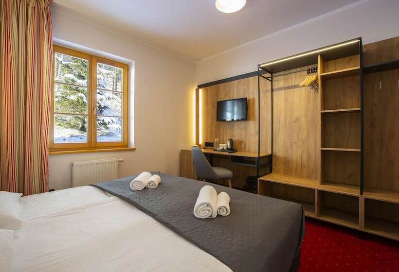 Quarto Estandar, Pensjonat Puchaczówka