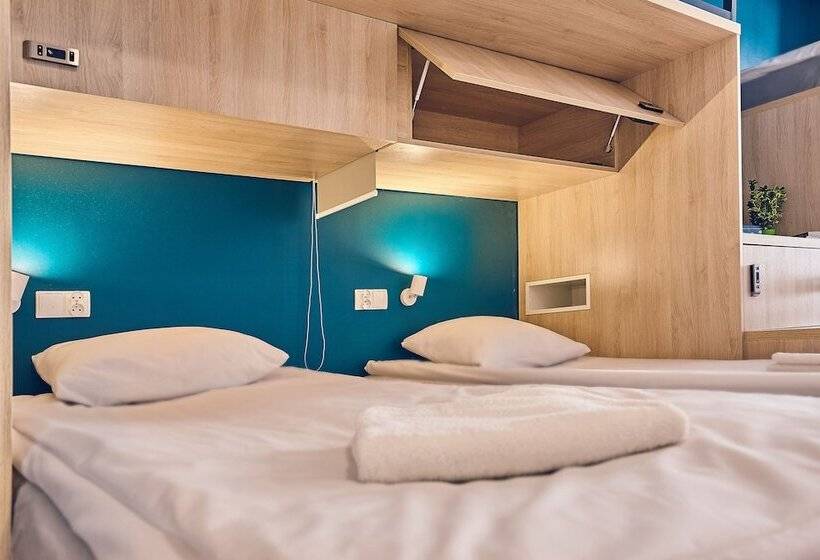 Quarto Familiar, Draggo House