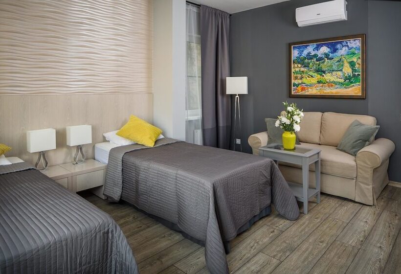 Quarto Estandar, Grafit