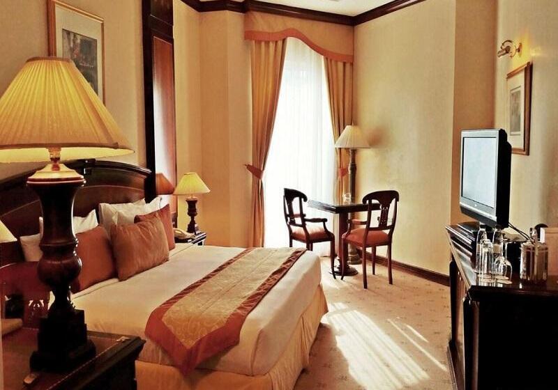 Номер Executive, Knight Castle Hotel   Formerly Known As Carlton Palace
