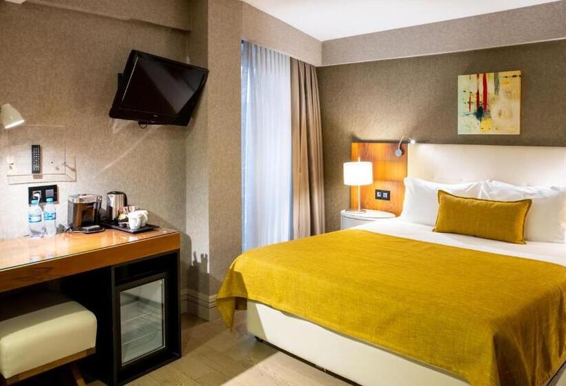 家族用の部屋エコノミー, Ramada Istanbul Grand Bazaar