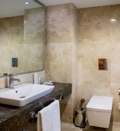 家族用の部屋エコノミー, Ramada Istanbul Grand Bazaar