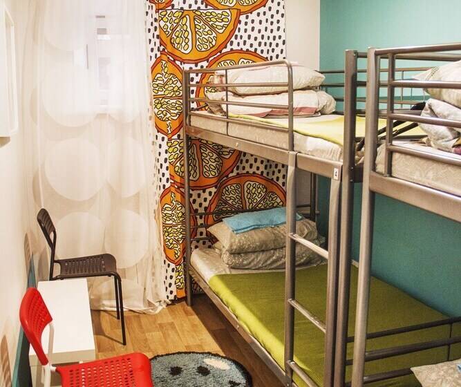 تختخواب در اتاق مشترک, Hostel Pop Art