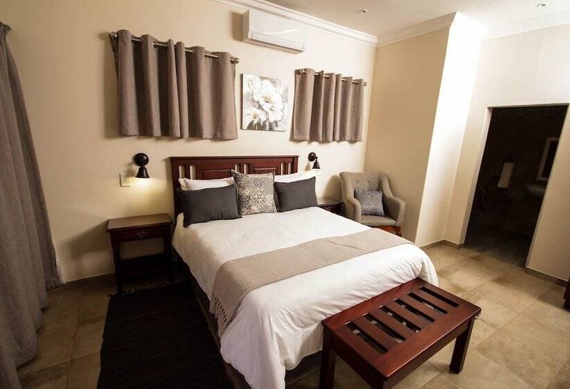 Номер Стандарт, New Haven Guest House  Ltd