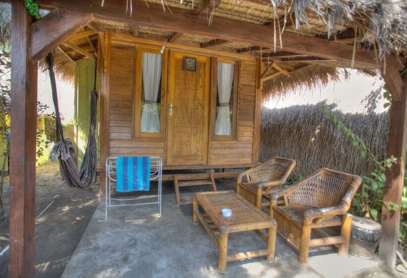 Бунгало Стандарт, Damai Bungalows