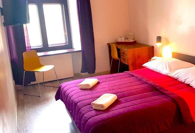 Номер Deluxe, Oki Doki Old Town