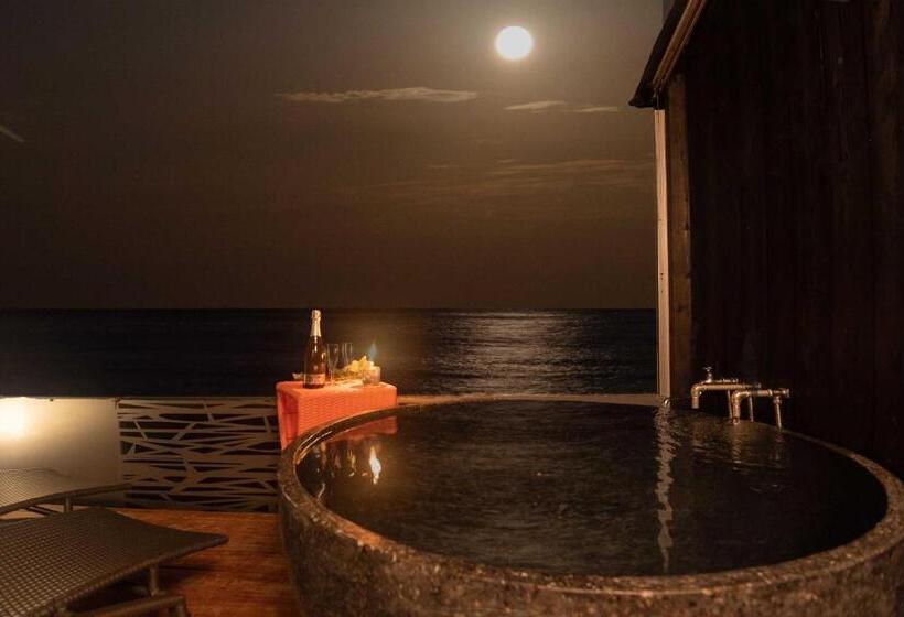 １階のスタンダードルーム, Xyz Private Spa And Seaside Resort