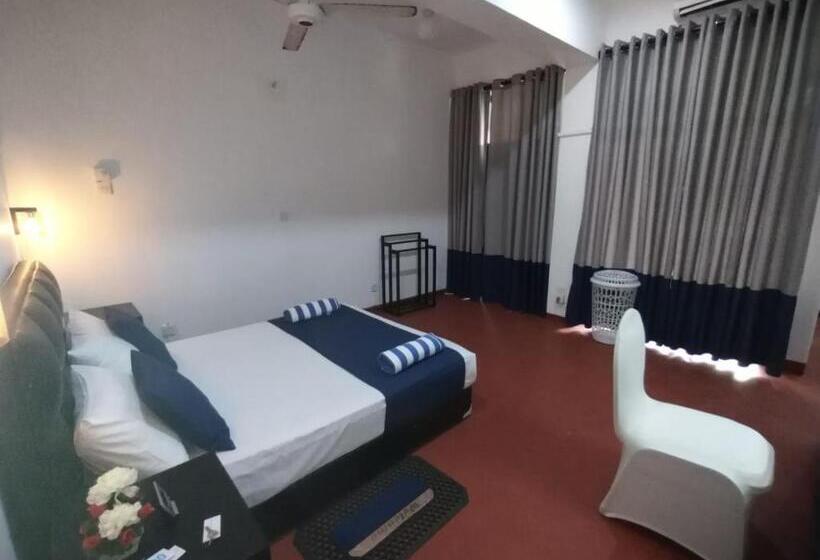 Standaardkamer met Uitzicht op het Zwembad, Mount Lanka