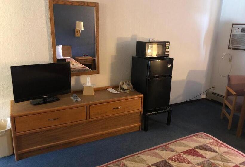 Номер Стандарт, Americinn Motel   Monticello
