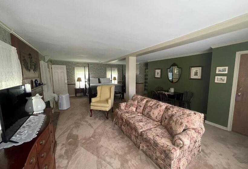 Люкс Повышенной Комфортности, Arlington Inn & Spa