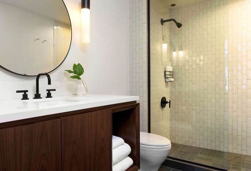 デラックスルーム, The Alexis Royal Sonesta Hotel Seattle