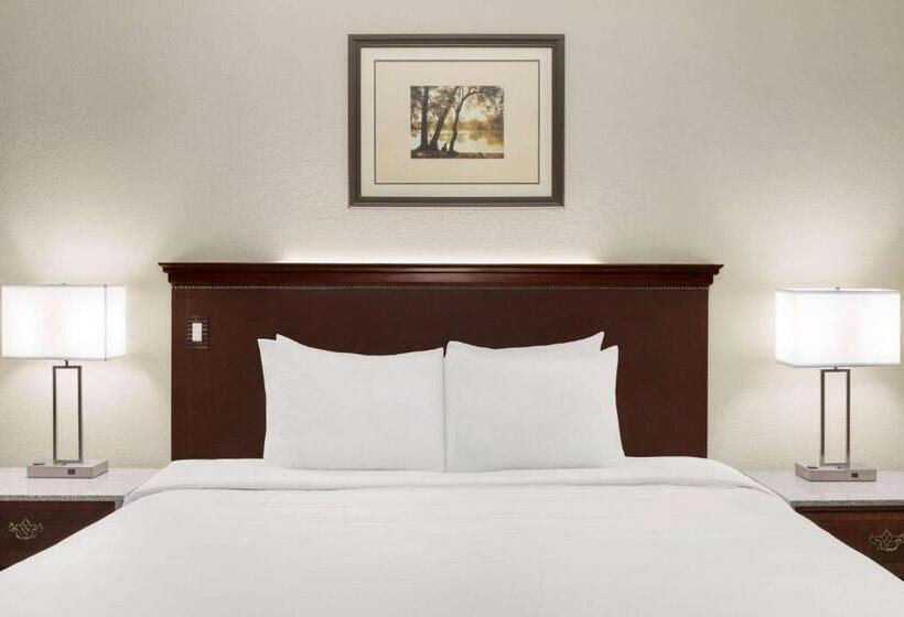 Стандартный Номер Кровать Кинг, Travelodge By Wyndham Coffeyville