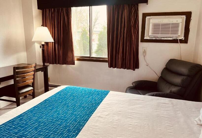 Номер Deluxe Кровать Кинг, Travelodge By Wyndham Valleyfair Shakopee