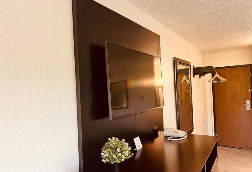 Номер Стандарт 2 Двуспальные Кровати, Travelodge By Wyndham Valleyfair Shakopee