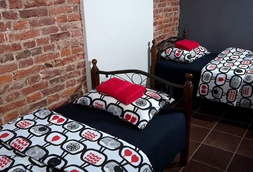 Quarto Triplo Economy, Kino Hostel On Viborgskaya