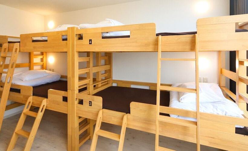 Номер Стандарт Четырехместный Совместный Санузел, Air Hostel Lcc
