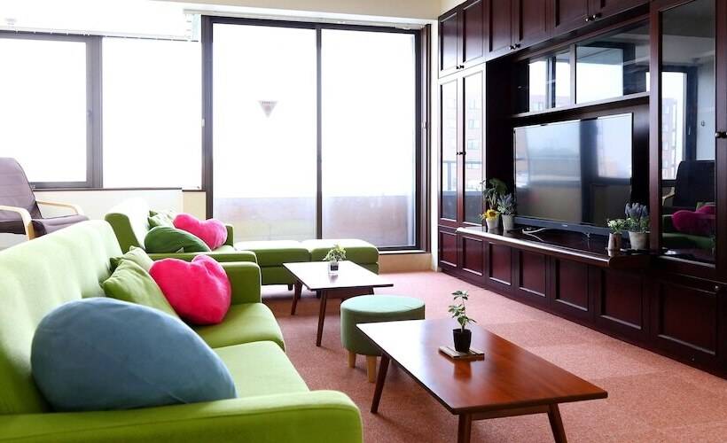 Номер Стандарт, Air Hostel Lcc