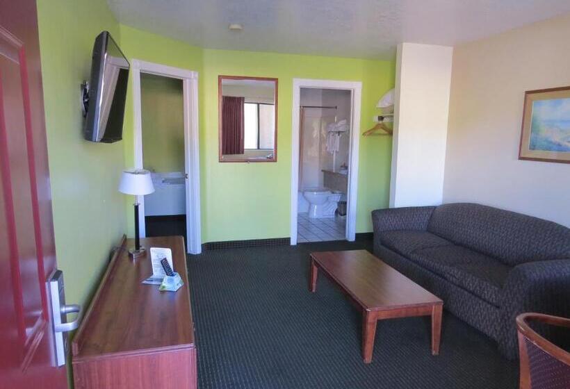 Люкс Кровать Кинг, America S Best Inn & Suites Saint George