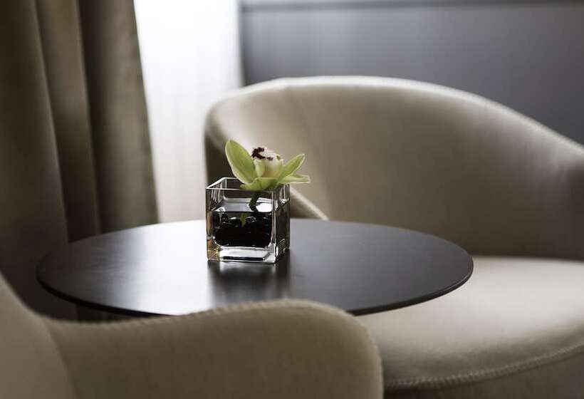 带大床的标准间, The Benson Portland, Curio Collection By Hilton