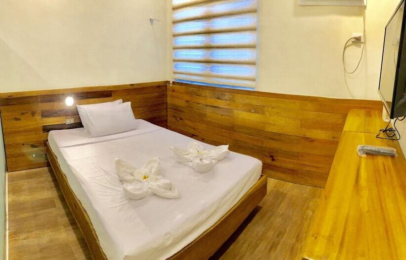 اتاق لوکس, Two Seasons Executive Suites