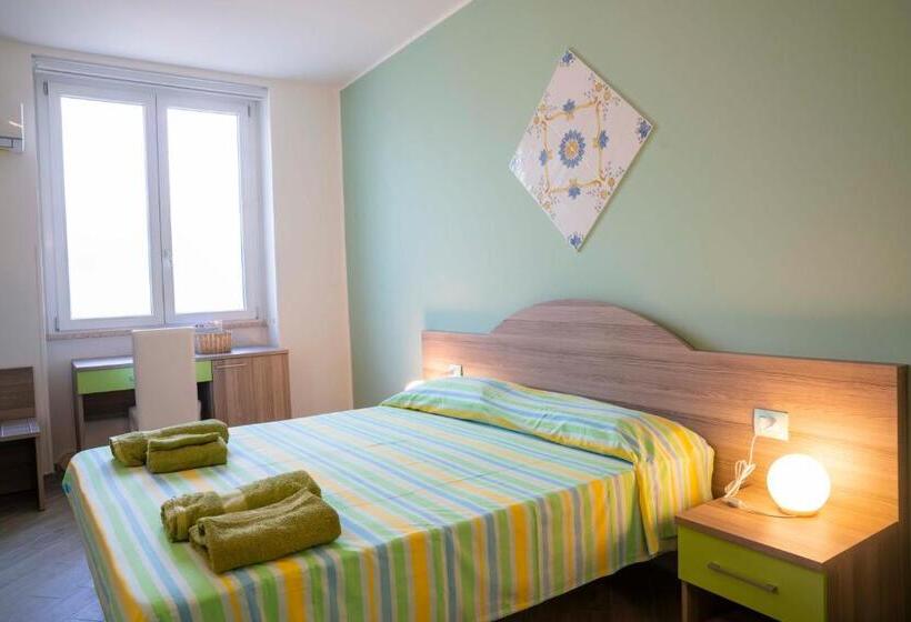 Четырехместный Номер Стандарт Вид на Сад, B&b La Rosa Dei Venti