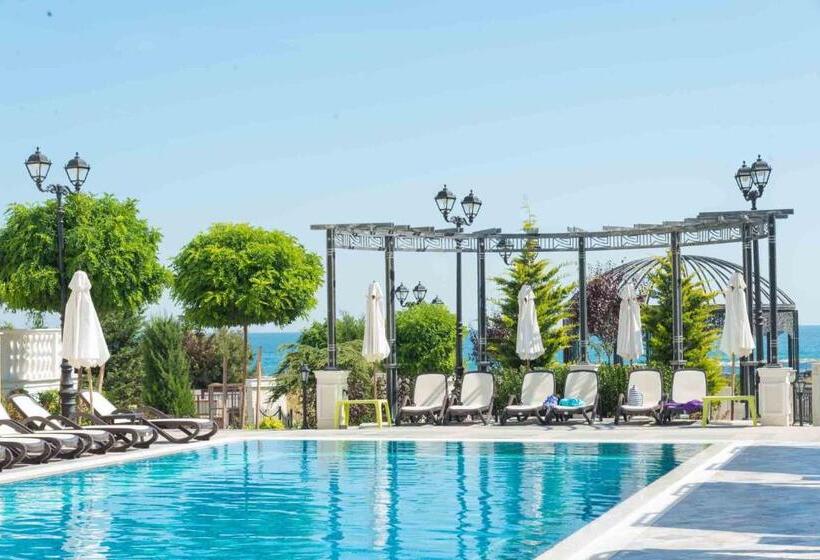Трехместный Номер Superior, Marina White Sands Beach Hotel All Inclusive