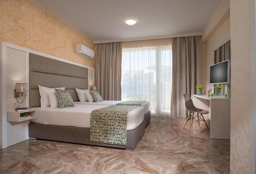 デラックストリプルルーム, Marina White Sands Beach Hotel All Inclusive