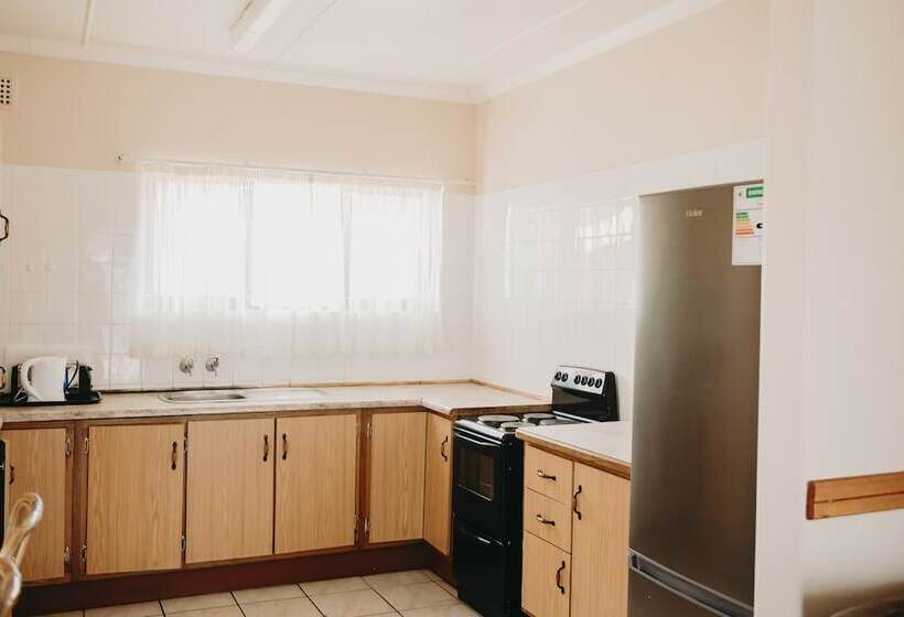 Апартаменты 2 Спальни, Port Edward Holiday Resort