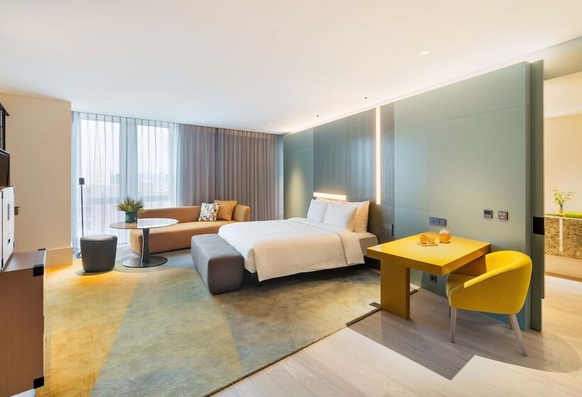 Номер Deluxe, Andaz Seoul Gangnam, By Hyatt