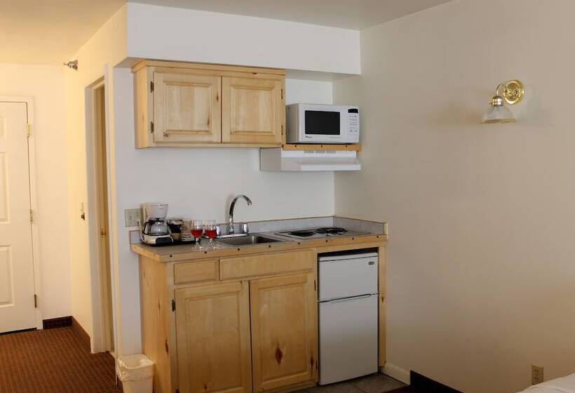 Студия Стандарт, Inn At Lander, Travelodge By Wyndham