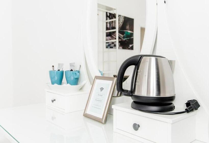اتاق استاندارد سه نفره, Bluebell