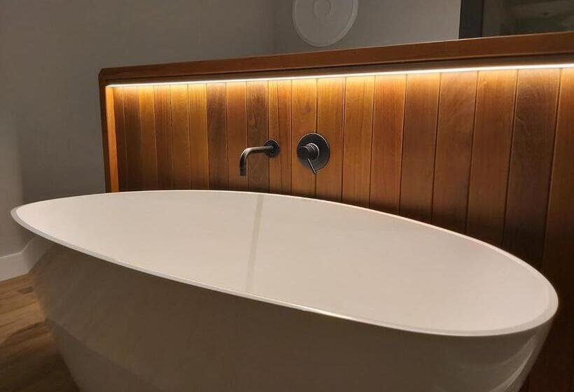 اتاق لوکس, Habital Suites