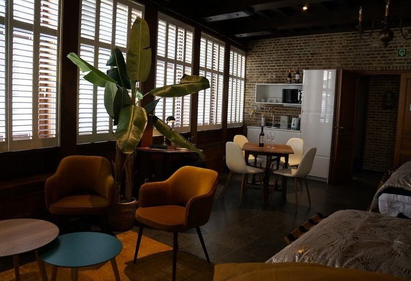 جناح ديلوكس, Charming Suites Jan Zonder Vrees