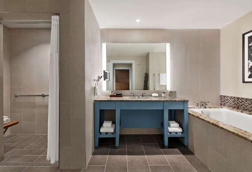 Номер Стандарт, The Harpeth Franklin Downtown, Curio Collection By Hilton