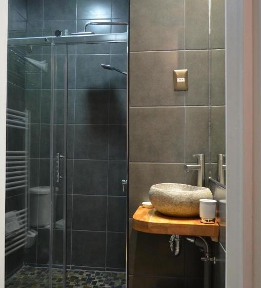 エコノミールーム, Hostal Boutique Puerta Roja