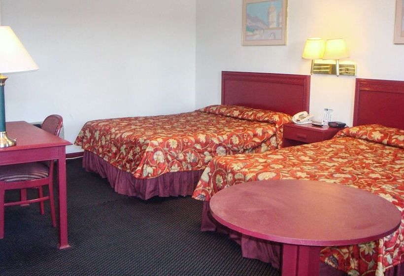 Номер Стандарт 2 Двуспальные Кровати, Golden Wheat Budget Host Inn Junction City