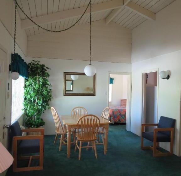 디럭스 스위트, Bridge Bay Lodge At Shasta Lake