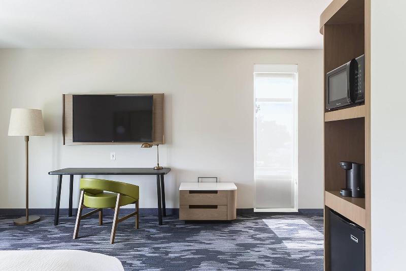 Студио Стандарт Кровать Кинг, Fairfield Inn & Suites By Marriott Minneapolis North/blaine