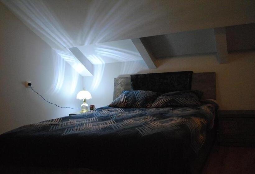 اتاق استاندارد, Family Guesthouse   Macharashvili