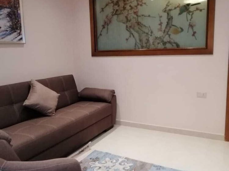 سوییت جونیور, Big Ben Hotel Suites