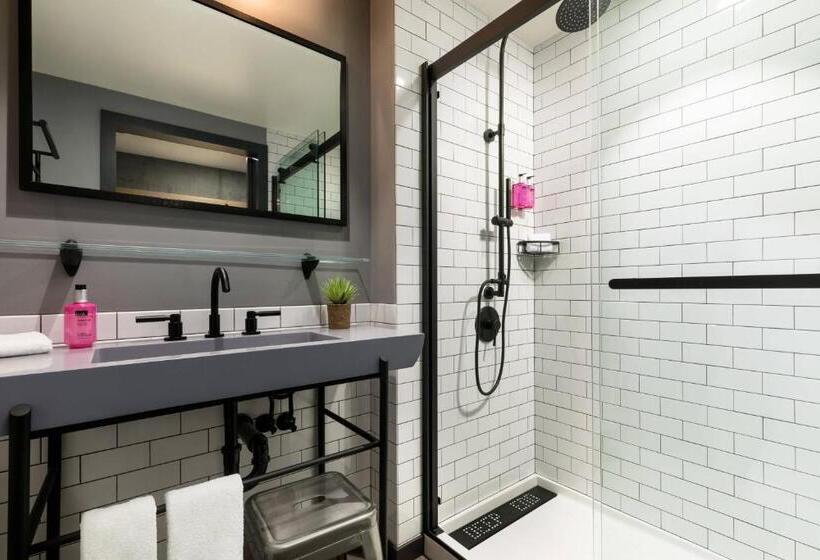 스탠다드 룸, Moxy Boston Downtown