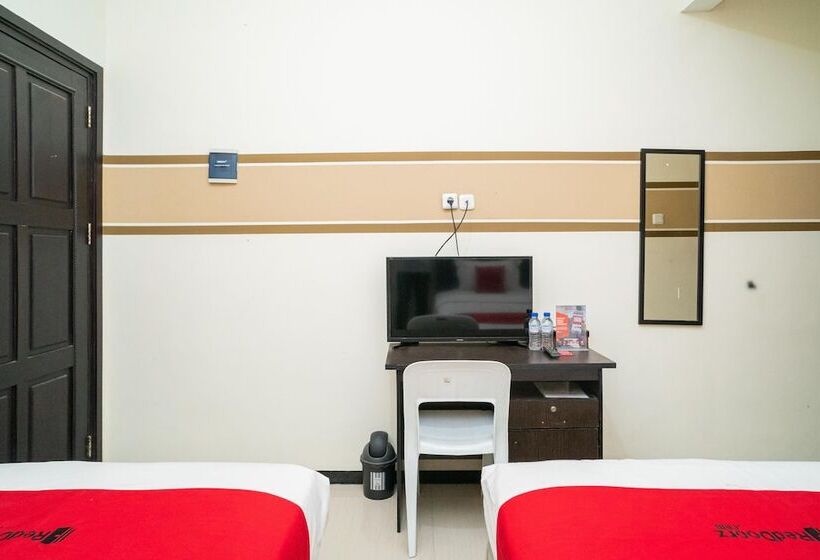 Номер Стандарт, Reddoorz Syariah Near Marvel City Mall 2