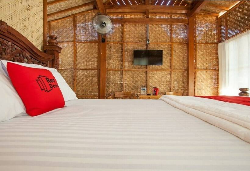Семейный Номер, Reddoorz Near Banyuwangi Kota Train Station