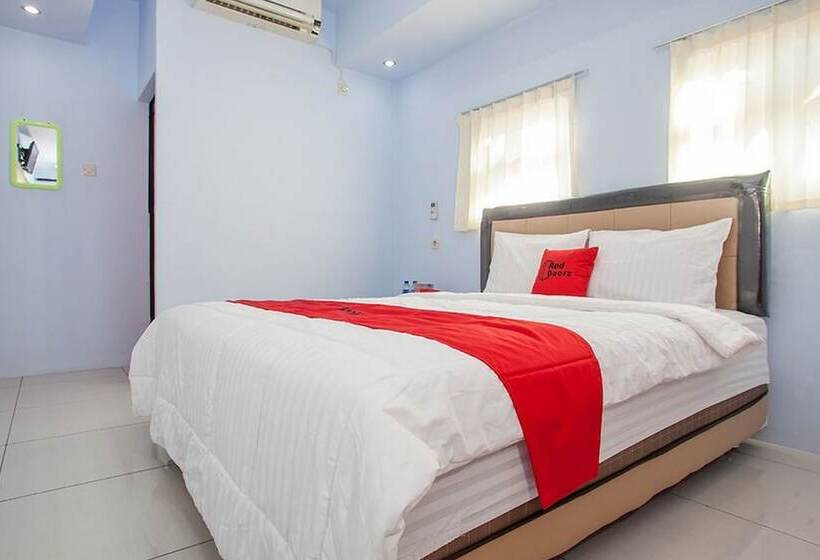 Номер Стандарт, Reddoorz Near Banyuwangi Kota Train Station