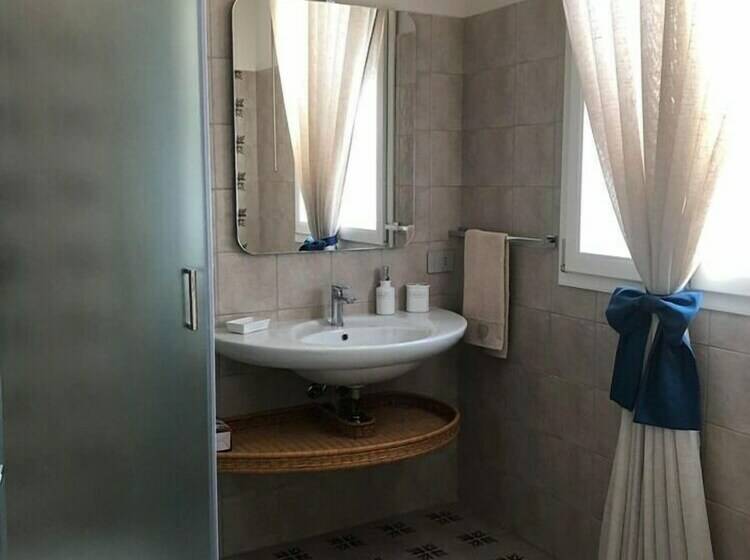 Номер Deluxe, Stella Del Mare
