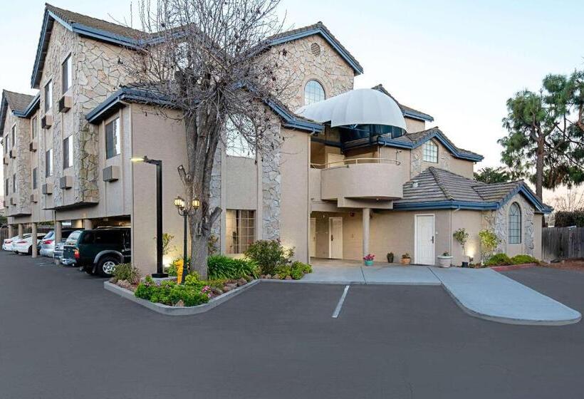 Номер Стандарт, Clarion Inn Silicon Valley